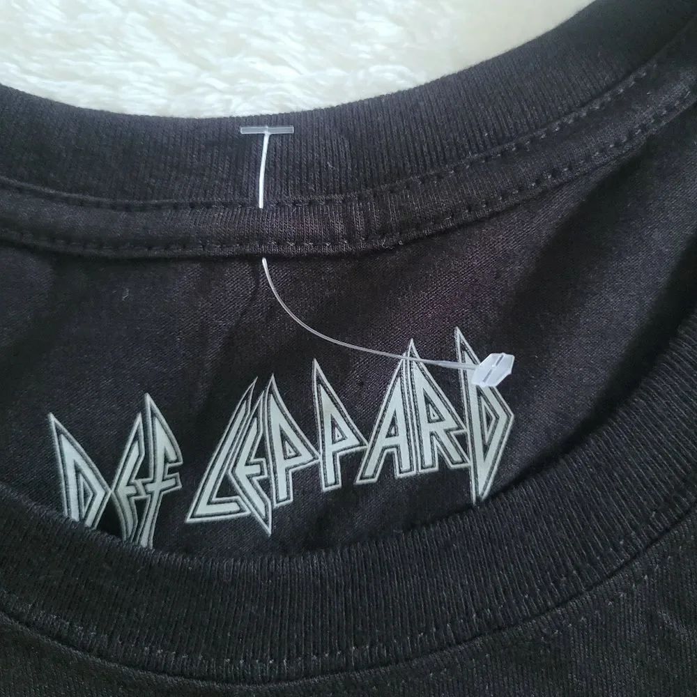Goodie Two✌️ Sleeves Def🙉 Leppard🐆 "Adrenalize" Graphic Tee👕 - Picture 6 of 12